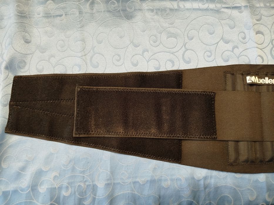 Corretor lombar novo sem uso