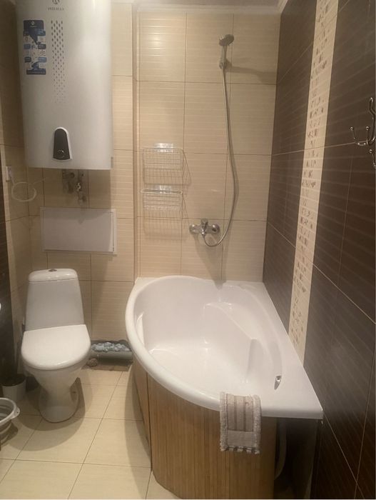 Здається 2 кімнатна квартира .