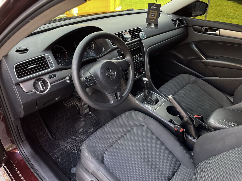 Volkswagen Passat B7 2013 2.5 газ/бенз
