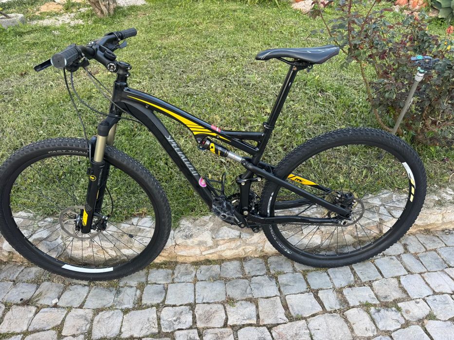 Bicicleta BTT Specialized