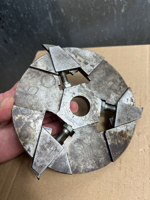 Frez stolarski do obróbki drewna