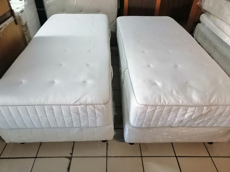 Sommier Solteiro com Colchão