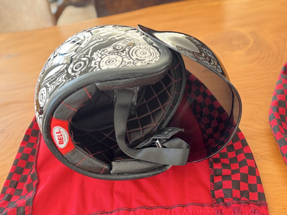 Capacete Bell Original + Luvas – Excelente Estado