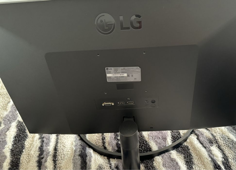 Монитор LG 27MK600M