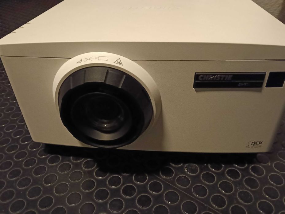 Projector de cinema Christie DHD 550-G