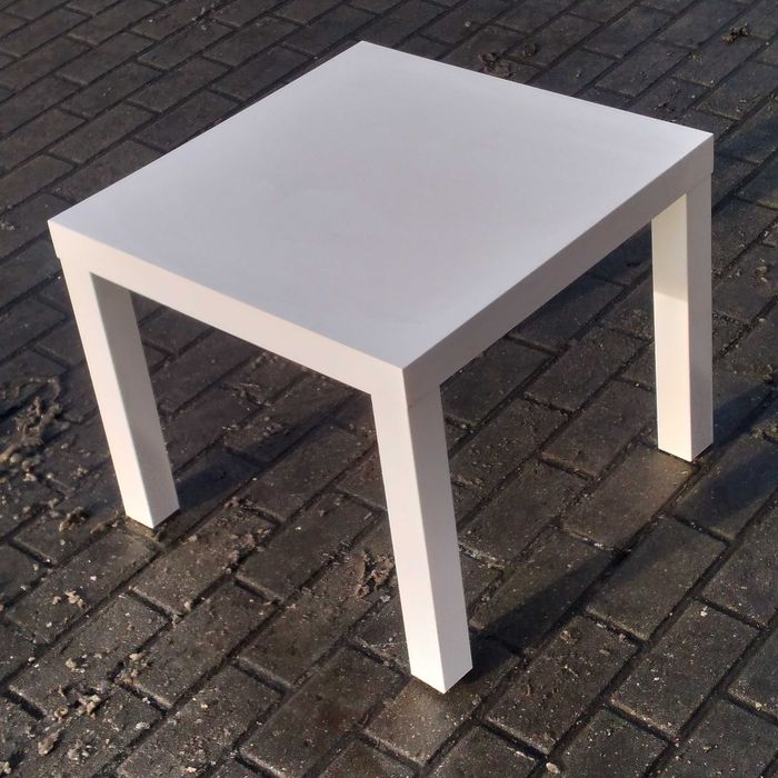 Mały lekki stoliczek IKEA / Polecam