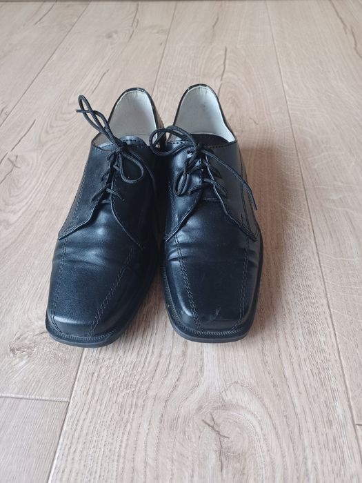 Buty do garnituru rozm 35