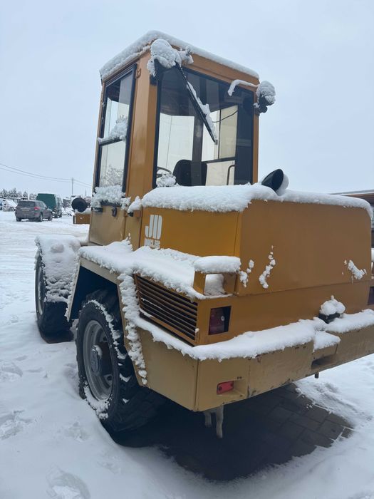 Продається навантажувач