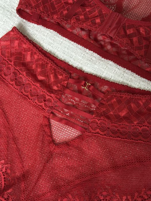 Мереживний комплект від Jasmine