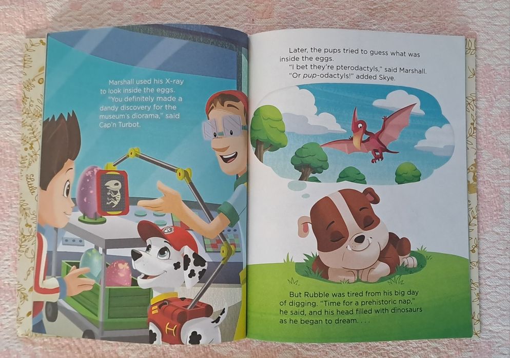 Livro da Paw Patrol, Jurassic Bark em Inglês