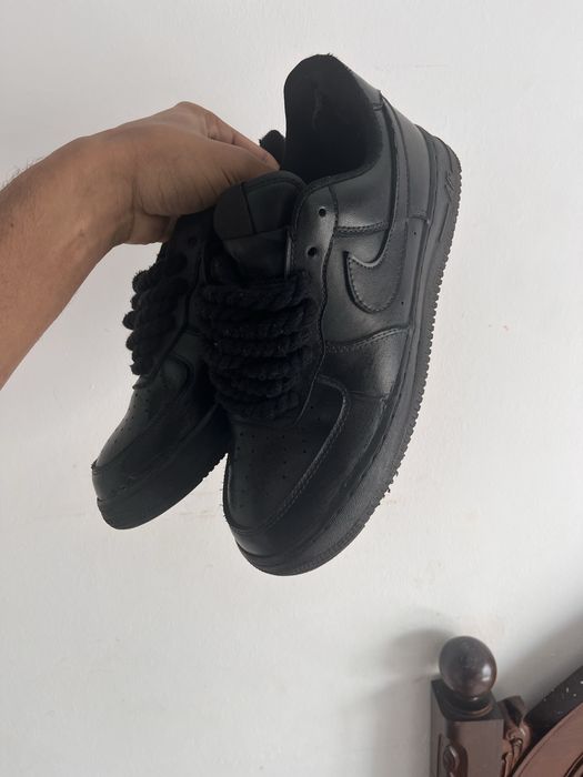 Air Force Preto.