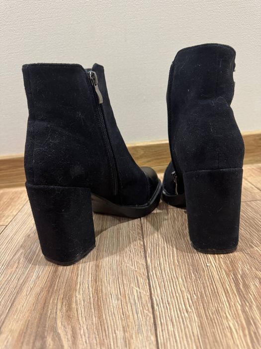 Продам ботильйони з невеличким дефектом