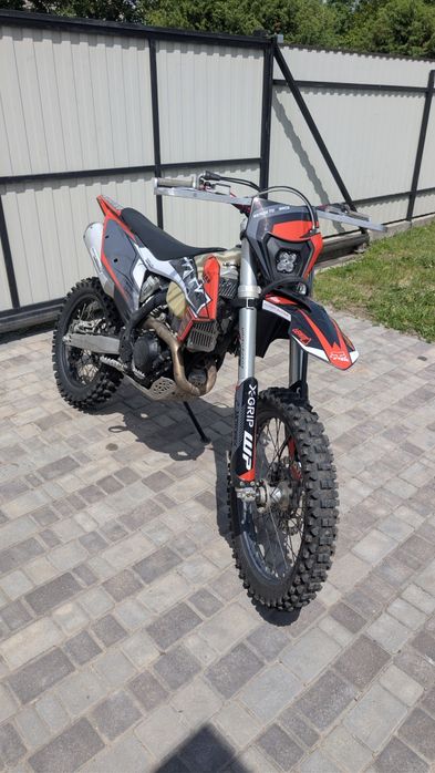KTM   exc  250 f