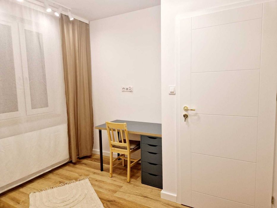 Pokój dla dziewczyny/kobiety