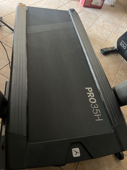 Passadeira Domyos Intense Run PRO35H – 22 km/h e inclinação automática