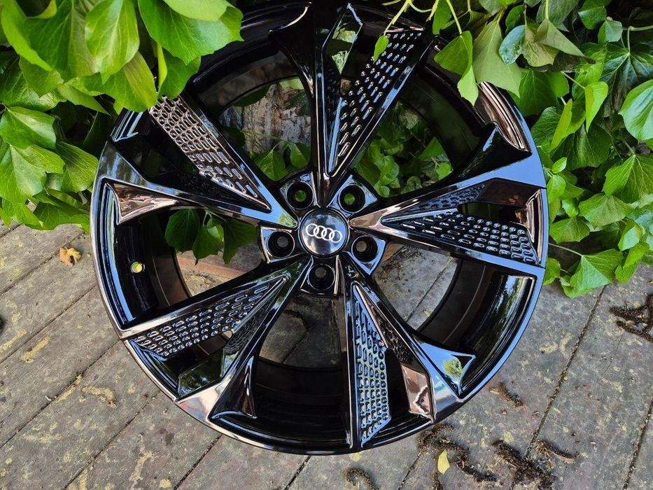 Диски на Audi R19 5x112  A3 A4 A6 A7 A8 Q5  /  VW Skoda Seat