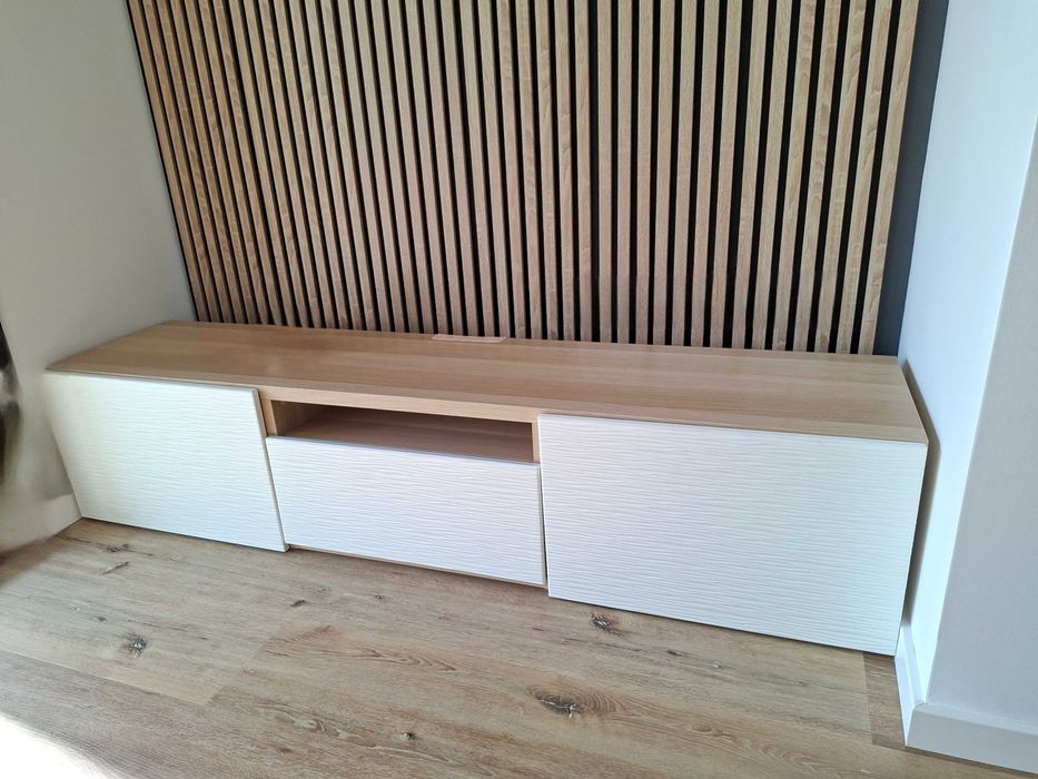 Movel tv branco e carvalho Ikea 180cm.NOVO!ACABADO DE MONTAR
