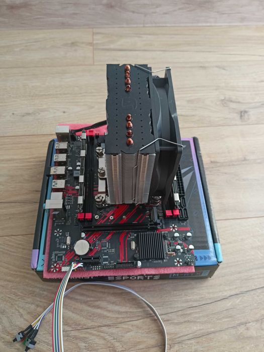 MACHINIST X99 PR8 + Xeon E5-2673 V3 + DDR3 32gb + FORTIS 2