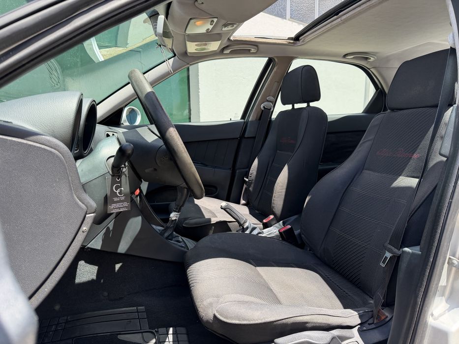 Alfa Romeo 156 1.8cc Spark Sport com teto de abrir - único dono