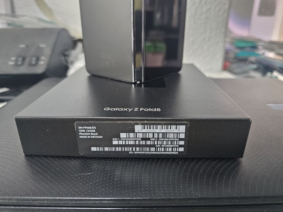 Galaxy Zdold 5. 512gb