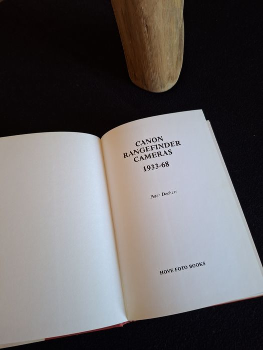 Livro das "Canon rangefinders cameras"