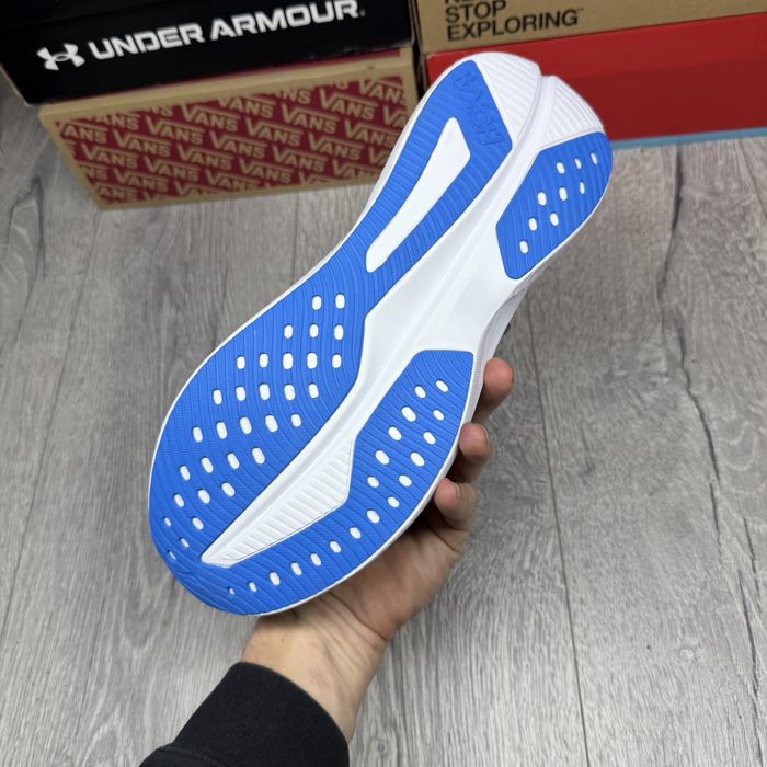 Кросівки Hoka Mach 6 (44 розмір, 28 см устілка)