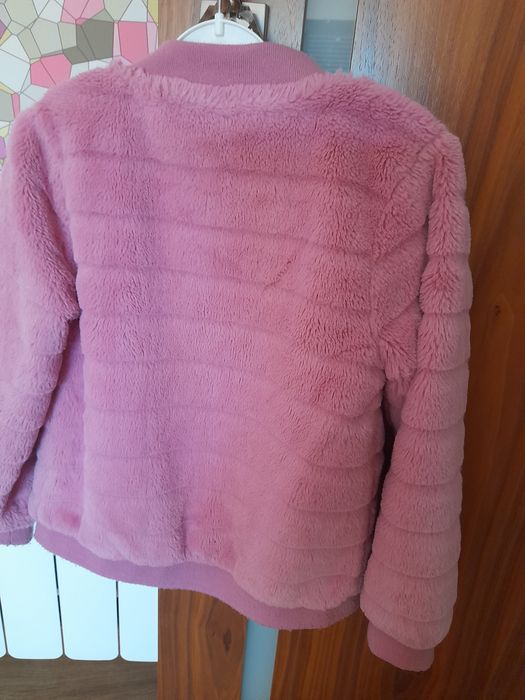 Casaco de pelinho rosa, Bimbalina