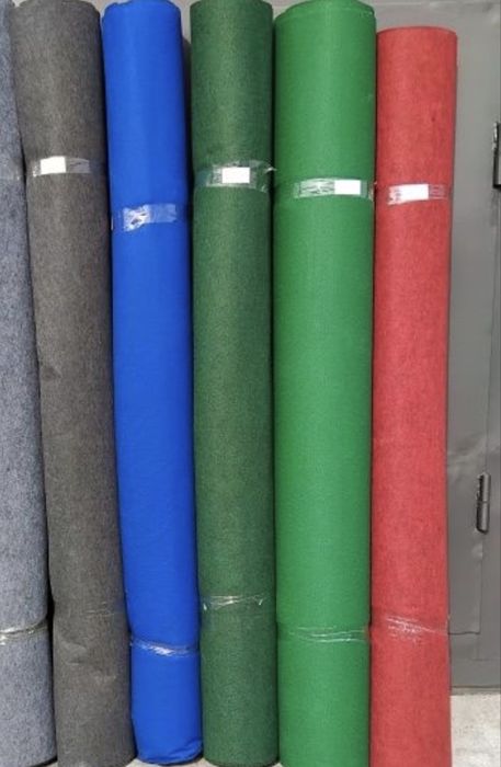 Выставочный ковролин бу