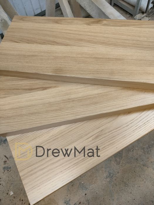 Stopnie dębowe schody