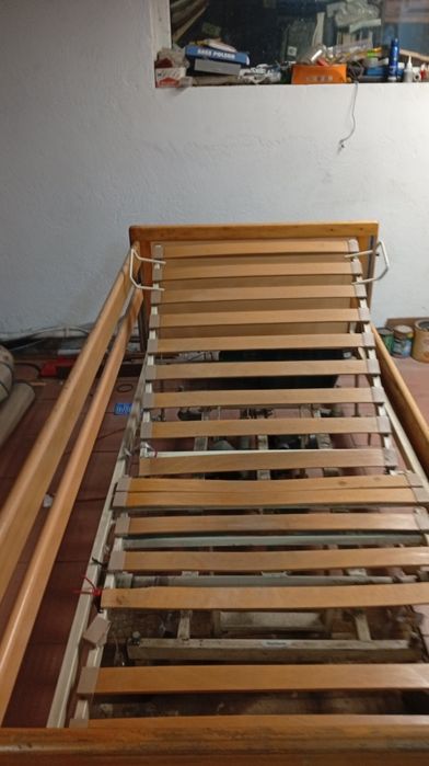 Łóżko medyczne dla osoby leżącej
