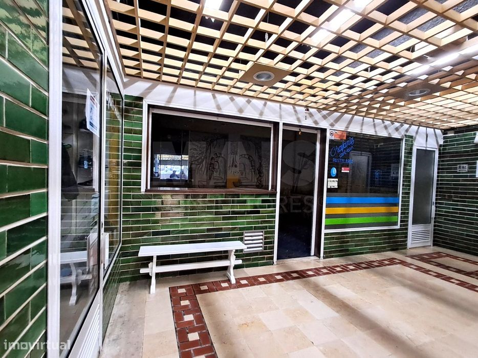 Loja R/Chão no centro da cidade
