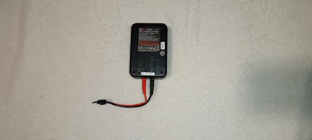 SKYRC e450 Charger + Gens Ace Bashing 5000mAh 50C LiPo - Like New