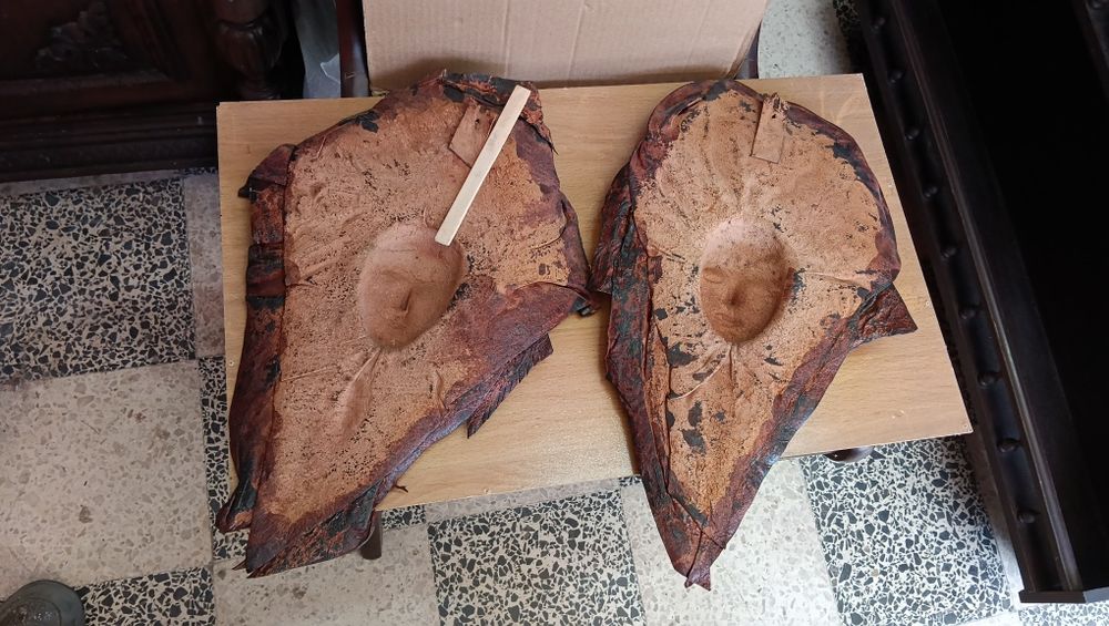 2 Máscara em couro