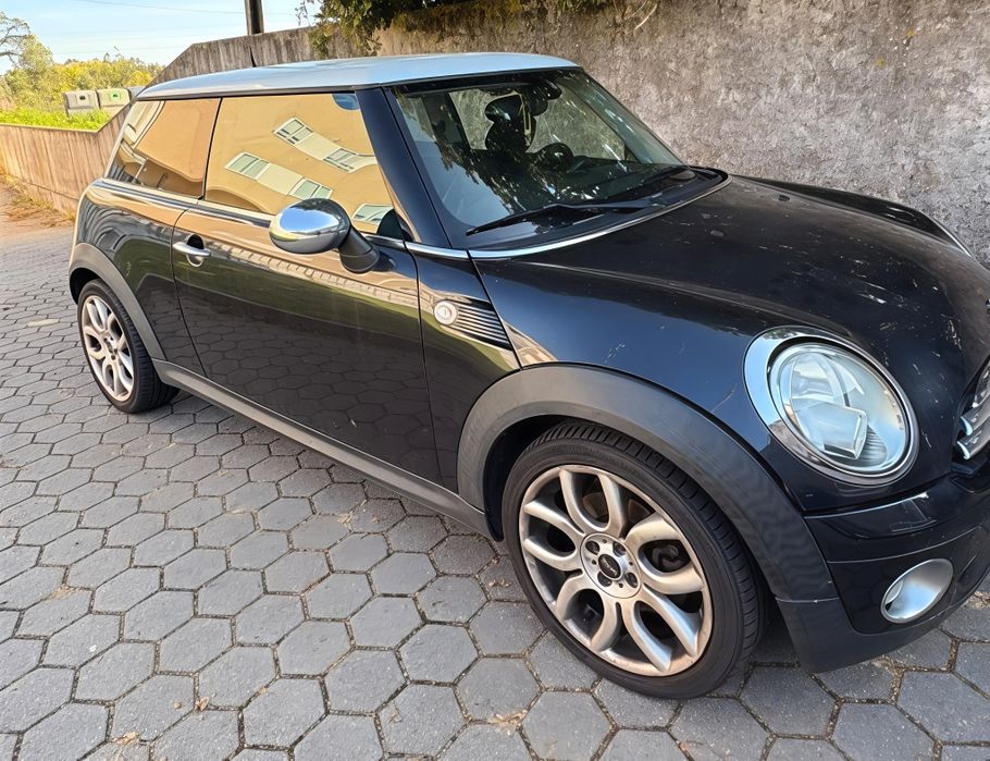 Mini Cooper D impecável