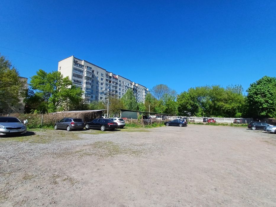 Оренда ділянки, парковки по вул Мазепи. Діючий бізнес.Центр.