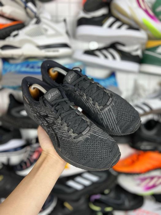 Кроссовки Asics Оригинал р(40)