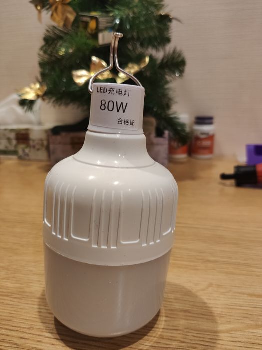 Лампочка акомуляторна та на батарейках