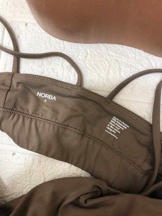 Топ від українського бренду Norba спортивний