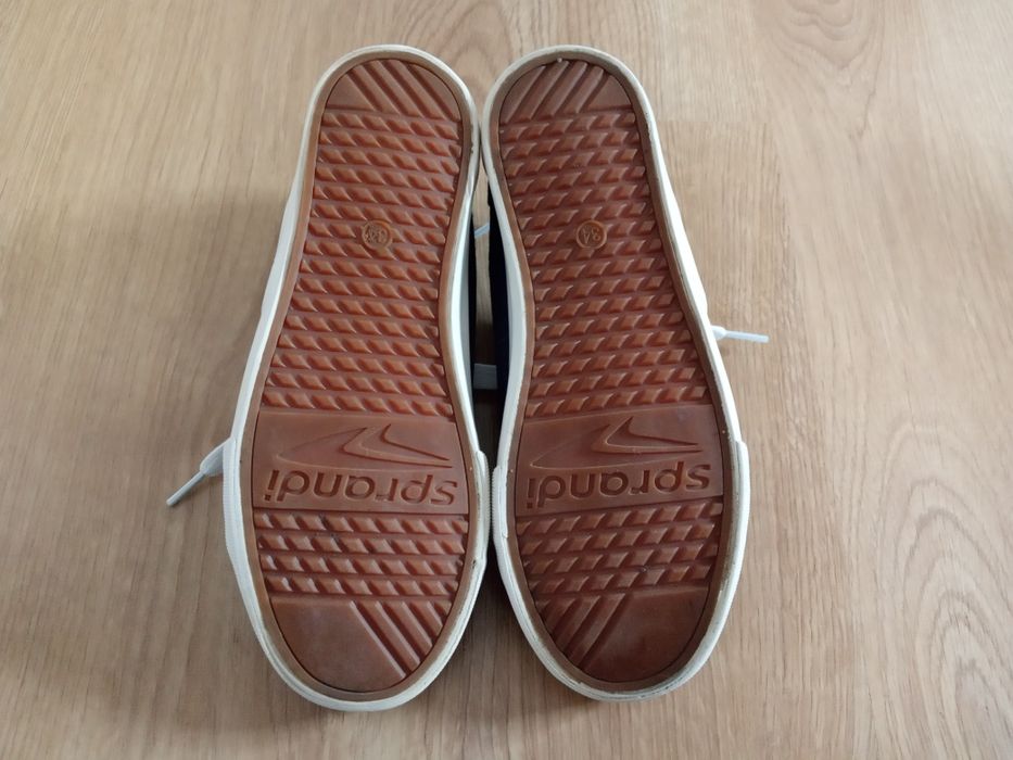 Buty sportowe tenisówki kapcie szkolne trampki Sprandi r.34