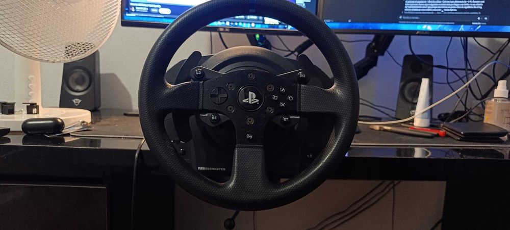 Volante Thrustmaster T300 RS + Pedais T3PA + Caixa de velocidades TH8A
