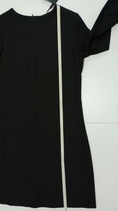 Vestido novo com etiqueta Massimo Dutti.