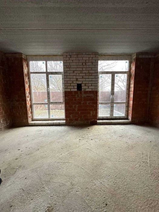 Таунхаус 112 м² з горищем і каміном.Центральні комунікації,топ-локація