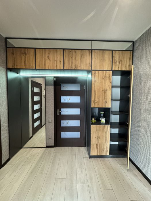 Шафа, фурнітура blum