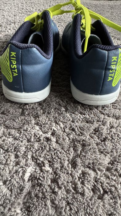 Buty chłopięce na halę