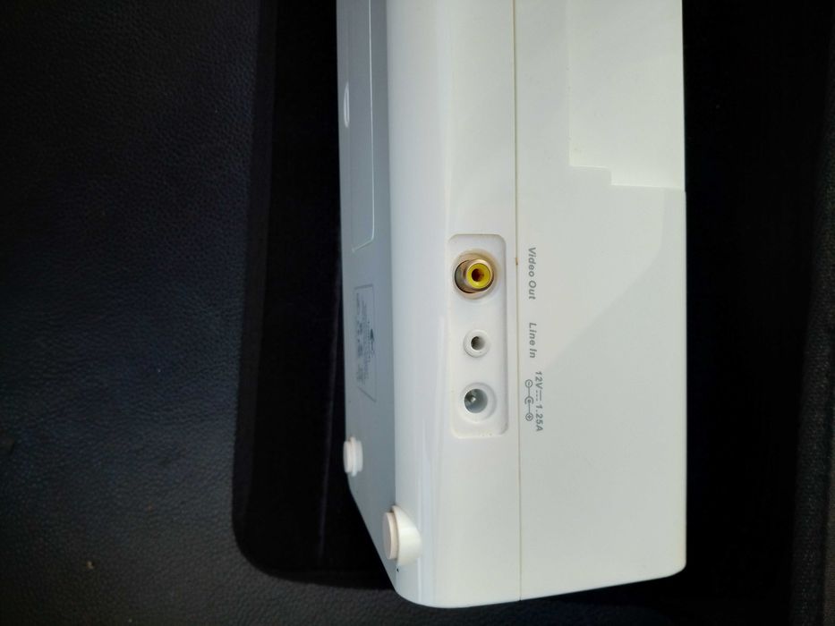 Coluna amplificadora de som para leitor de  MP3, Logitech