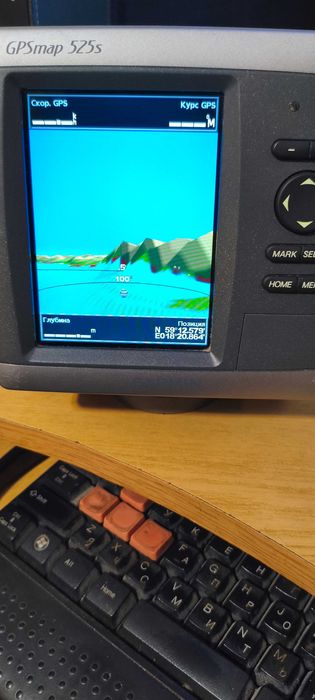 Картплоттер Garmin GPSMAP 525s ехолот