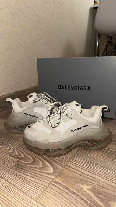 Кросівки Balenciaga,баленсіага жіноче взуття