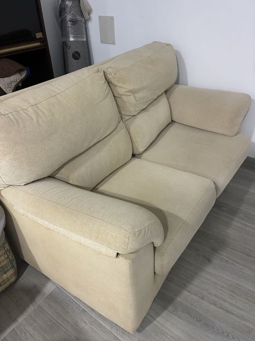 Sofa creme impecavel