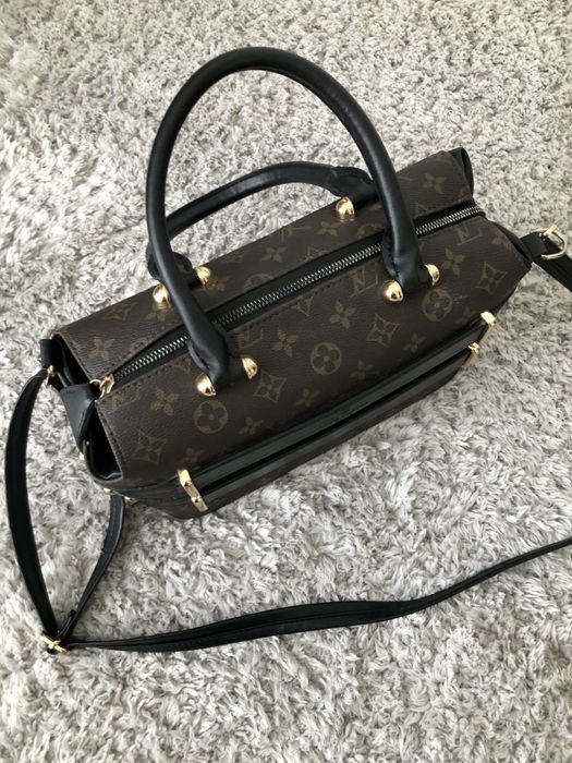 Torebka damska na ramię oraz do ręki kuferek