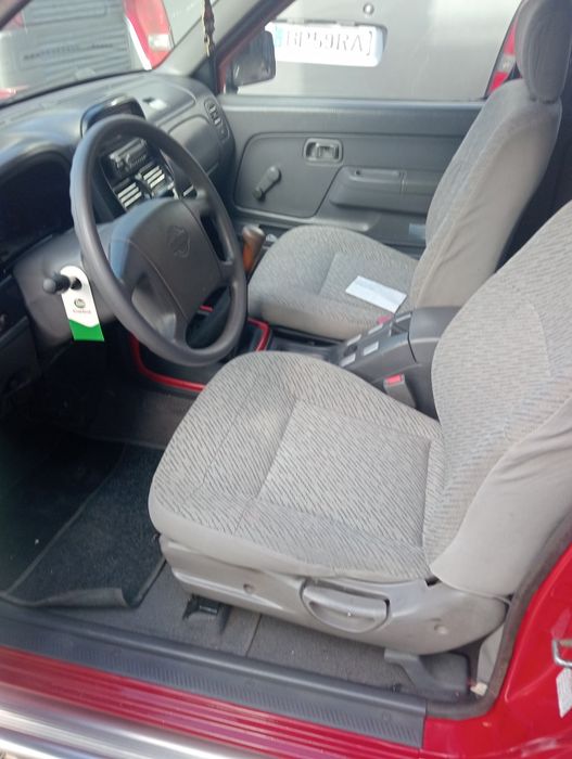Carrinha Nissan d22